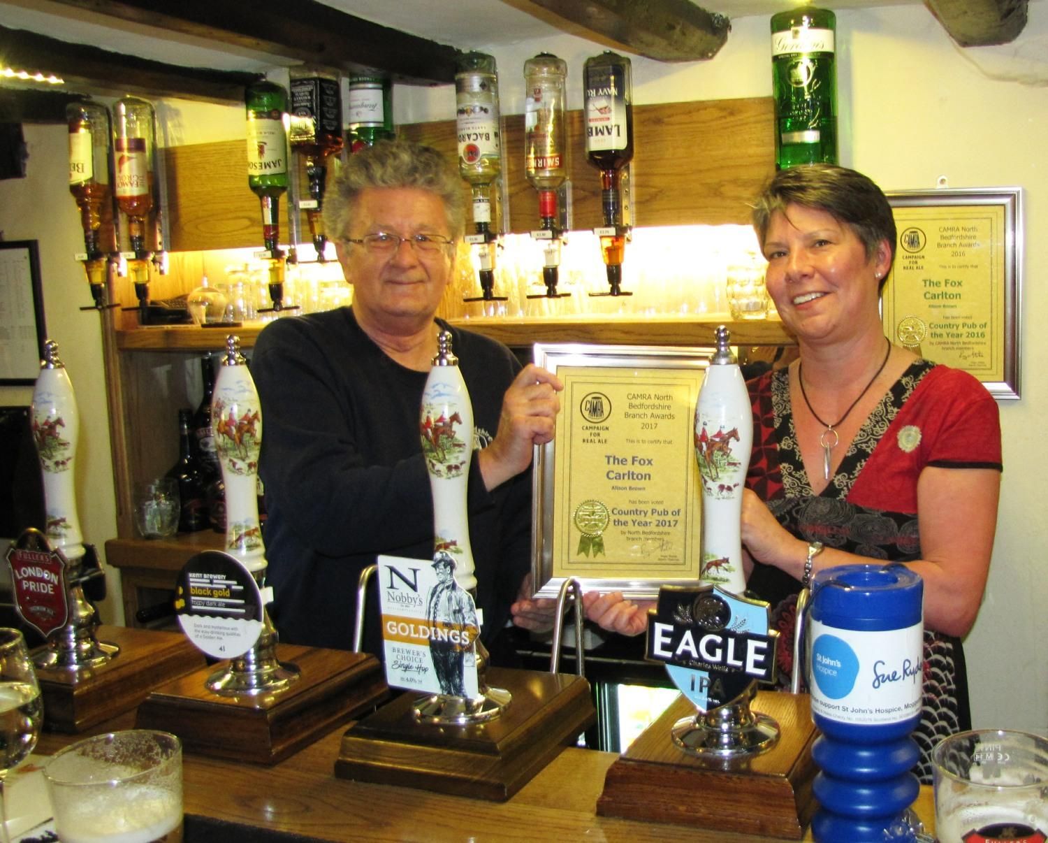 Fox at Carlton: Local Country Pub of the Year 2017. (Pub, Bar, Publican, Award). Published on 14-04-2017