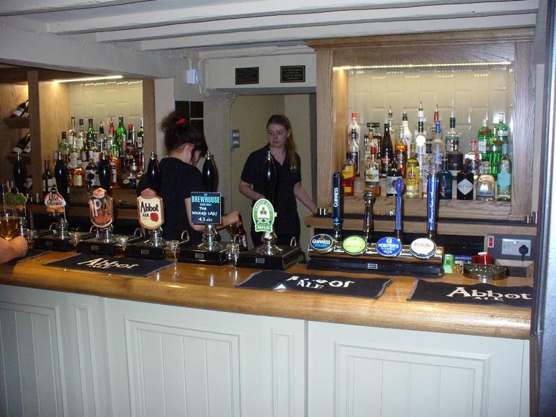 Greyhound, Haynes - bar. (Pub, Bar). Published on 22-07-2017 