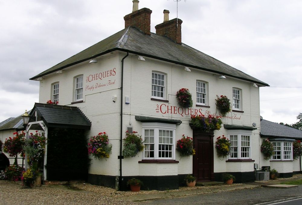 "Chequers, Houghton Conquest". (Pub, External). Published on 04-12-2013