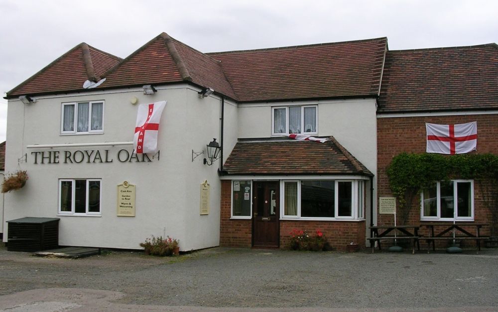 Royal Oak, Houghton Conquest. (Pub, External). Published on 04-12-2013