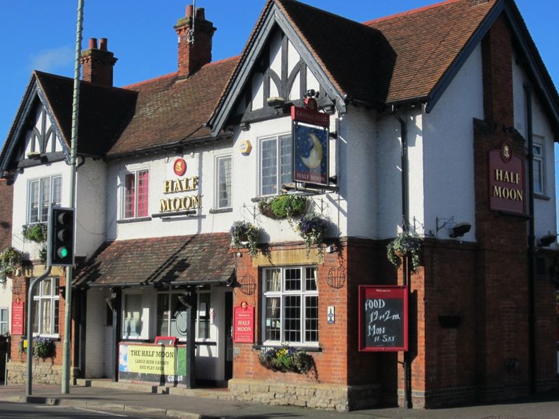 "Half Moon, Kempston". (Pub, External). Published on 06-02-2014