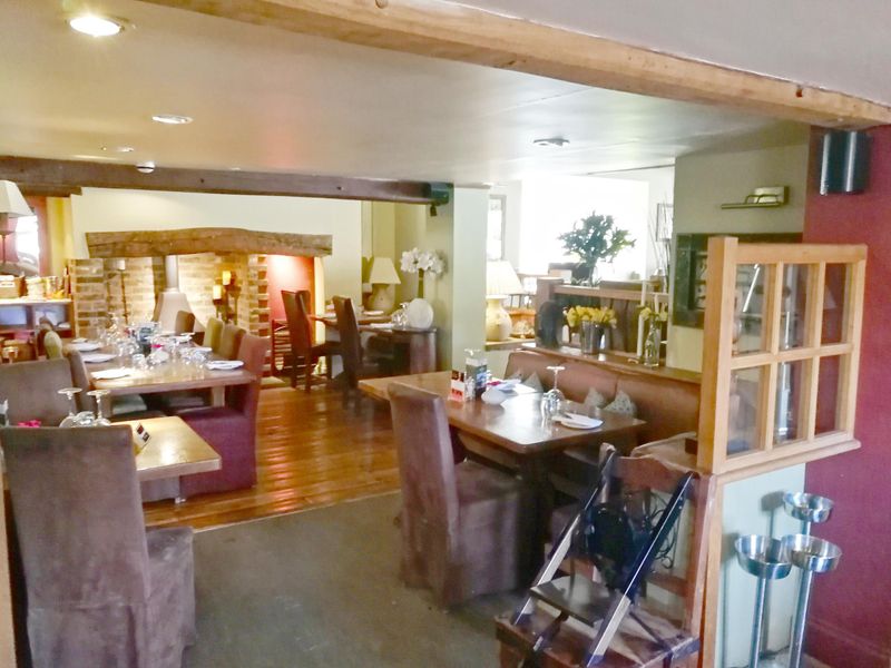 Black Horse, Ireland: interior. (Pub, Restaurant). Published on 19-02-2020