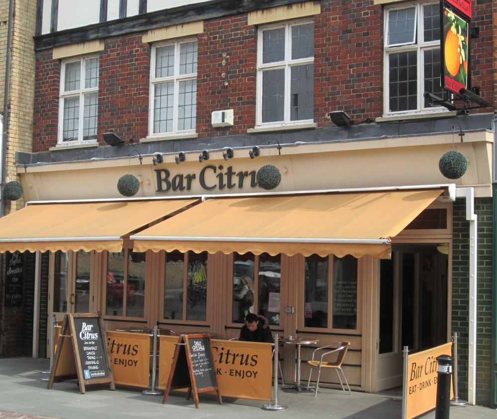 "Bar Citrus, Bedford". (Pub, External). Published on 03-04-2014