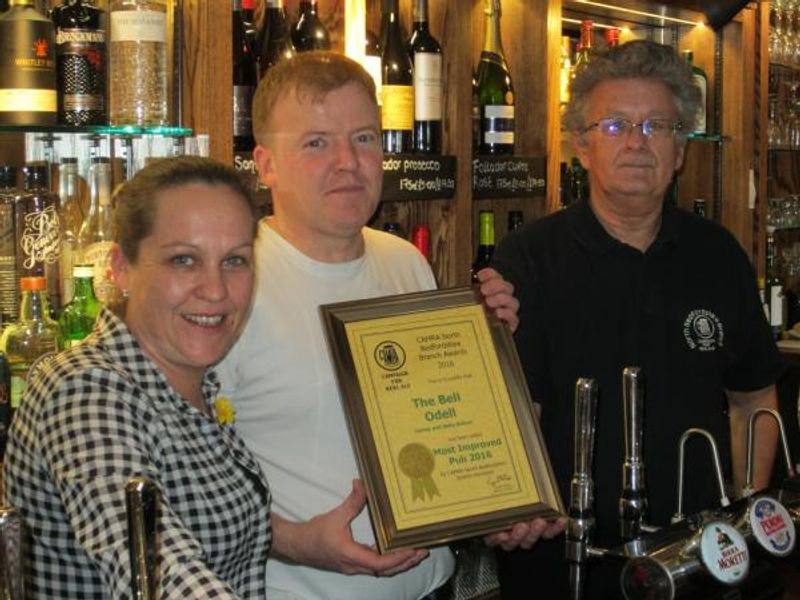 Bell at Odell: North Beds CAMRA Most Improved Pub 2016. (Pub, Bar, Publican, Award). Published on 28-03-2016