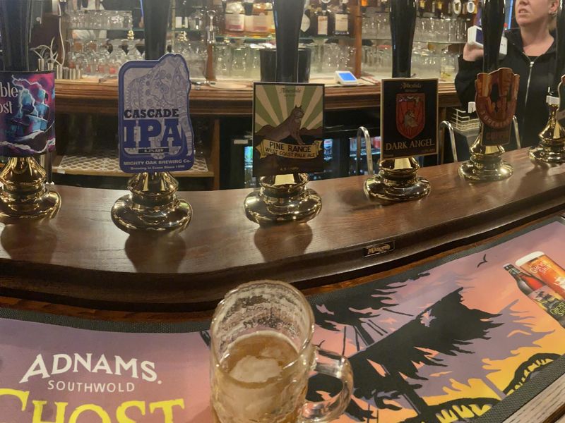 New bar and hand pumps . (Bar). Published on 27-02-2026 