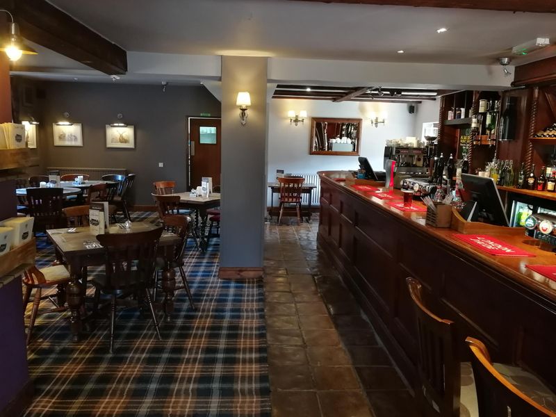 White Horse, Southill: lounge and bar. (Pub, Bar). Published on 19-02-2020 