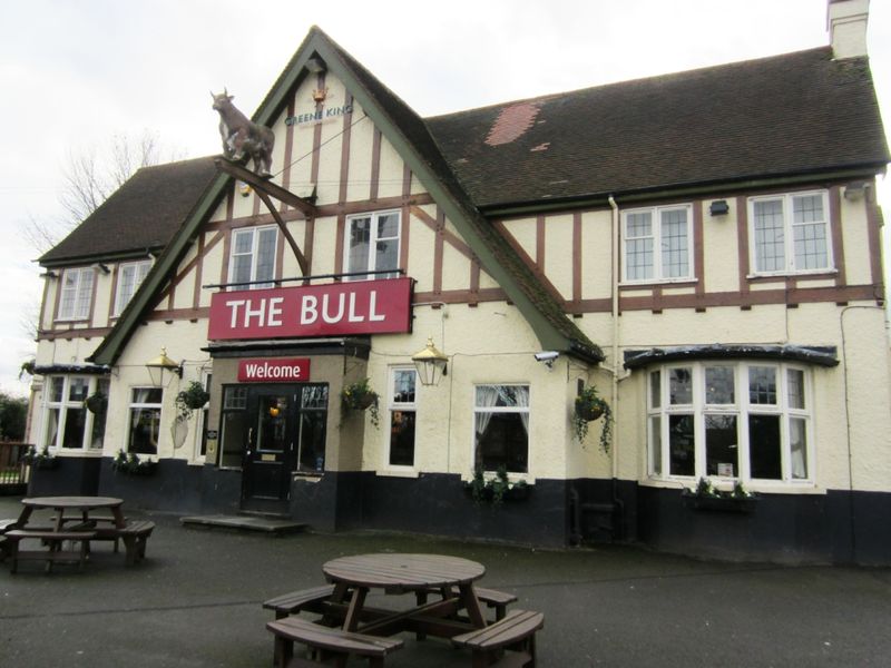 "Bull, Bedford". (Pub, External). Published on 20-02-2014