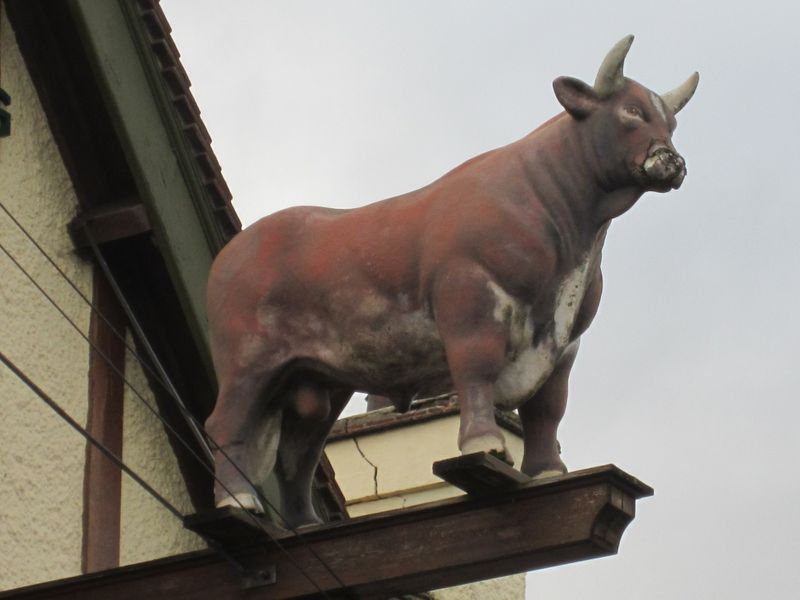 "Bull, Bedford - sign". (Pub, Sign). Published on 20-02-2014