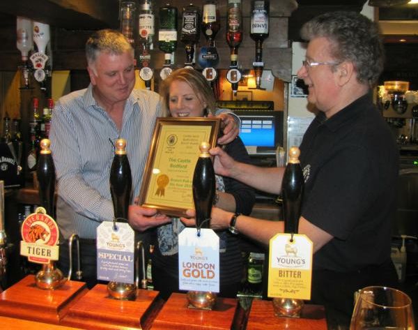 Castle Bedford - North Beds CAMRA Branch Pub of the Year 2016. (Pub, Bar, Publican, Award). Published on 28-03-2016