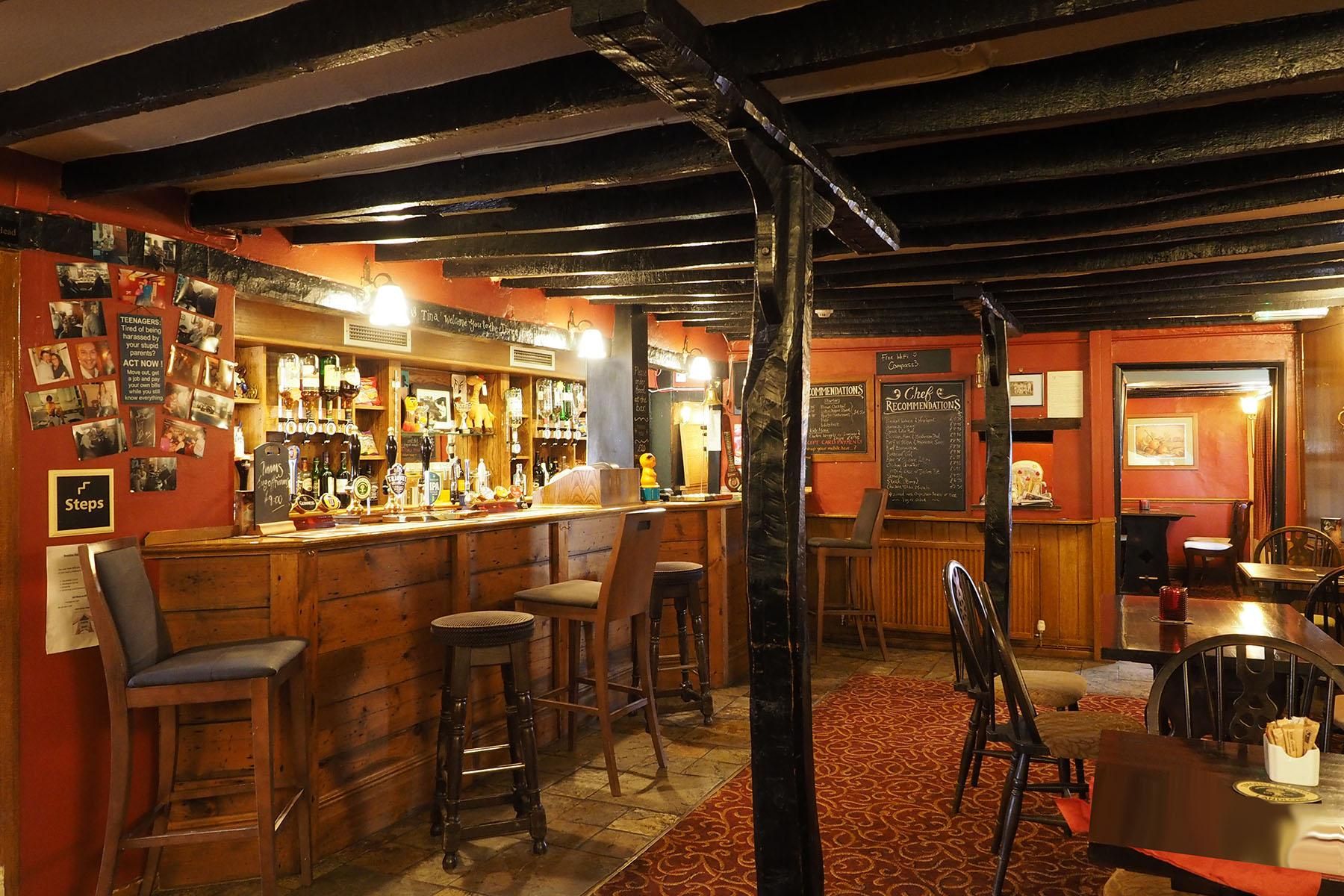 Three Compasses, Upper Dean - bar. (Pub, Bar). Published on 10-10-2016