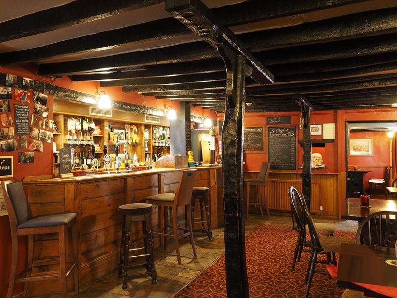 Three Compasses, Upper Dean - bar. (Pub, Bar). Published on 10-10-2016 