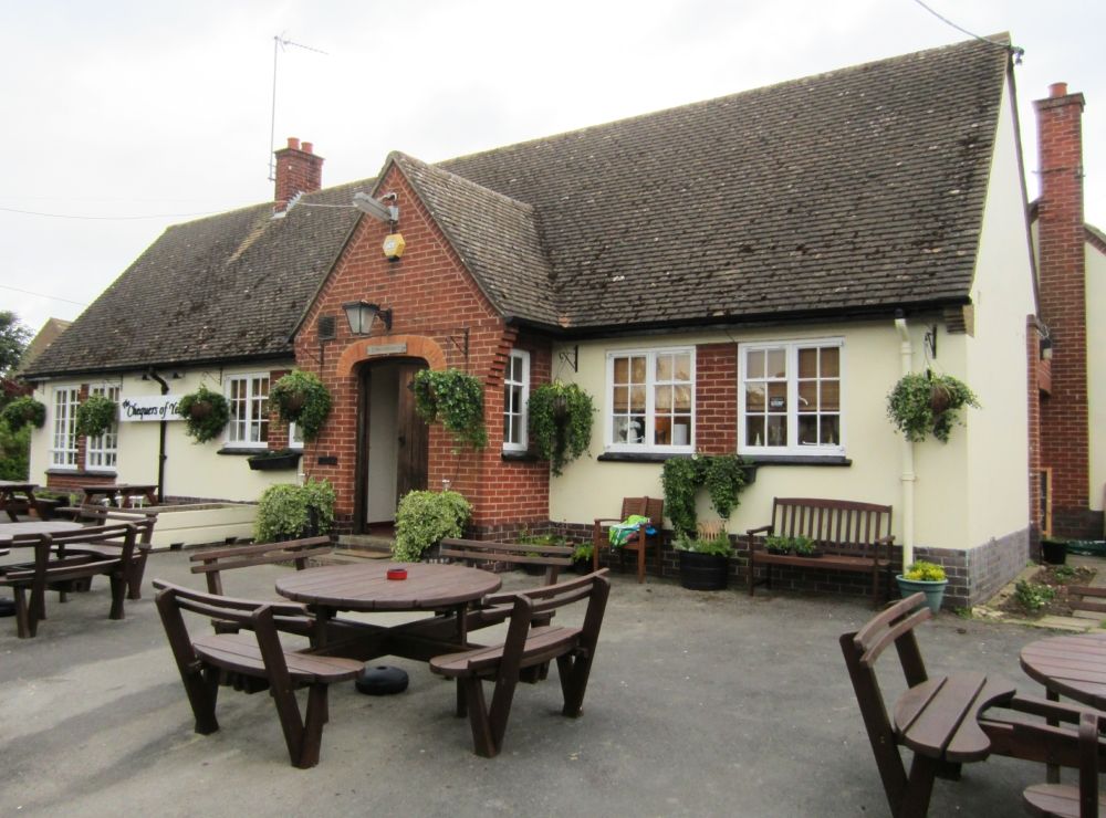 "Chequers, Yelden". (Pub, External). Published on 11-05-2014