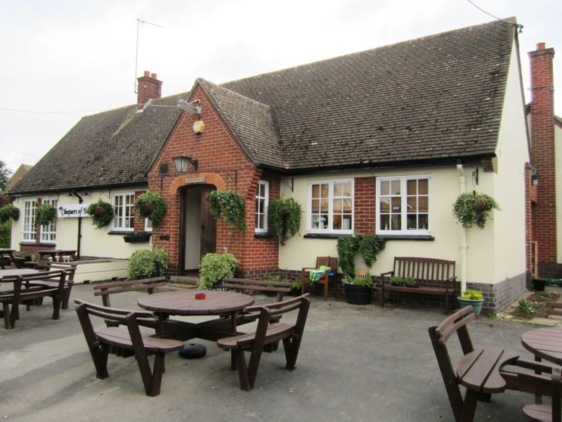 "Chequers, Yelden". (Pub, External). Published on 11-05-2014 
