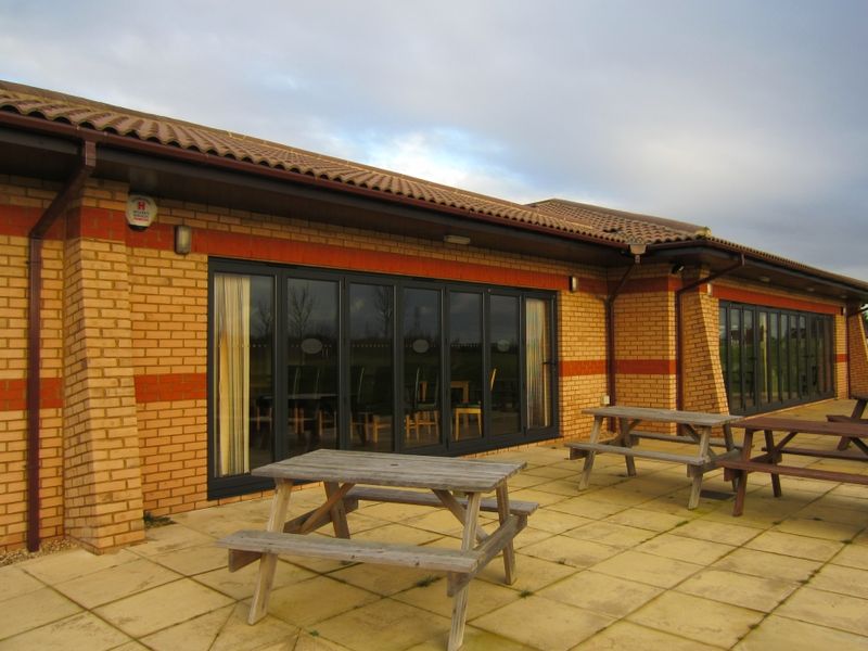 "The Bedford Bar 19, Great Denham - patio". (Pub, External, Garden). Published on 20-02-2014 