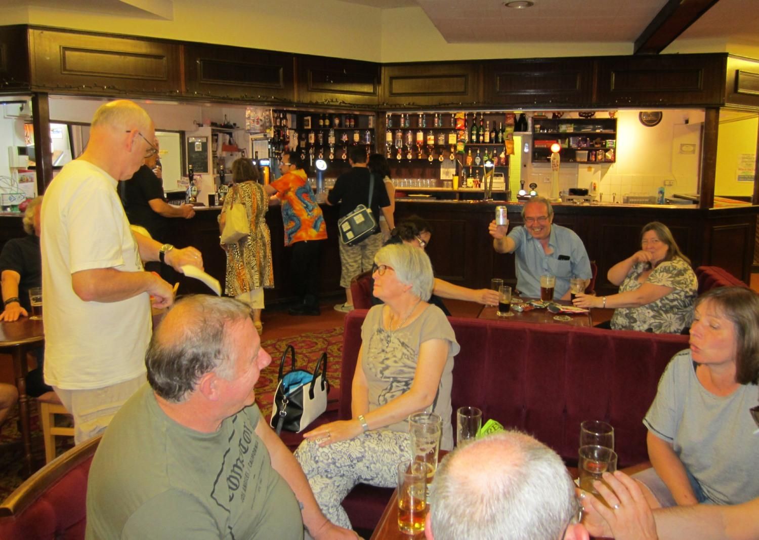 "Stewartby Club, Stewartby - bar". (Pub, Bar, Customers, Branch). Published on 10-06-2017
