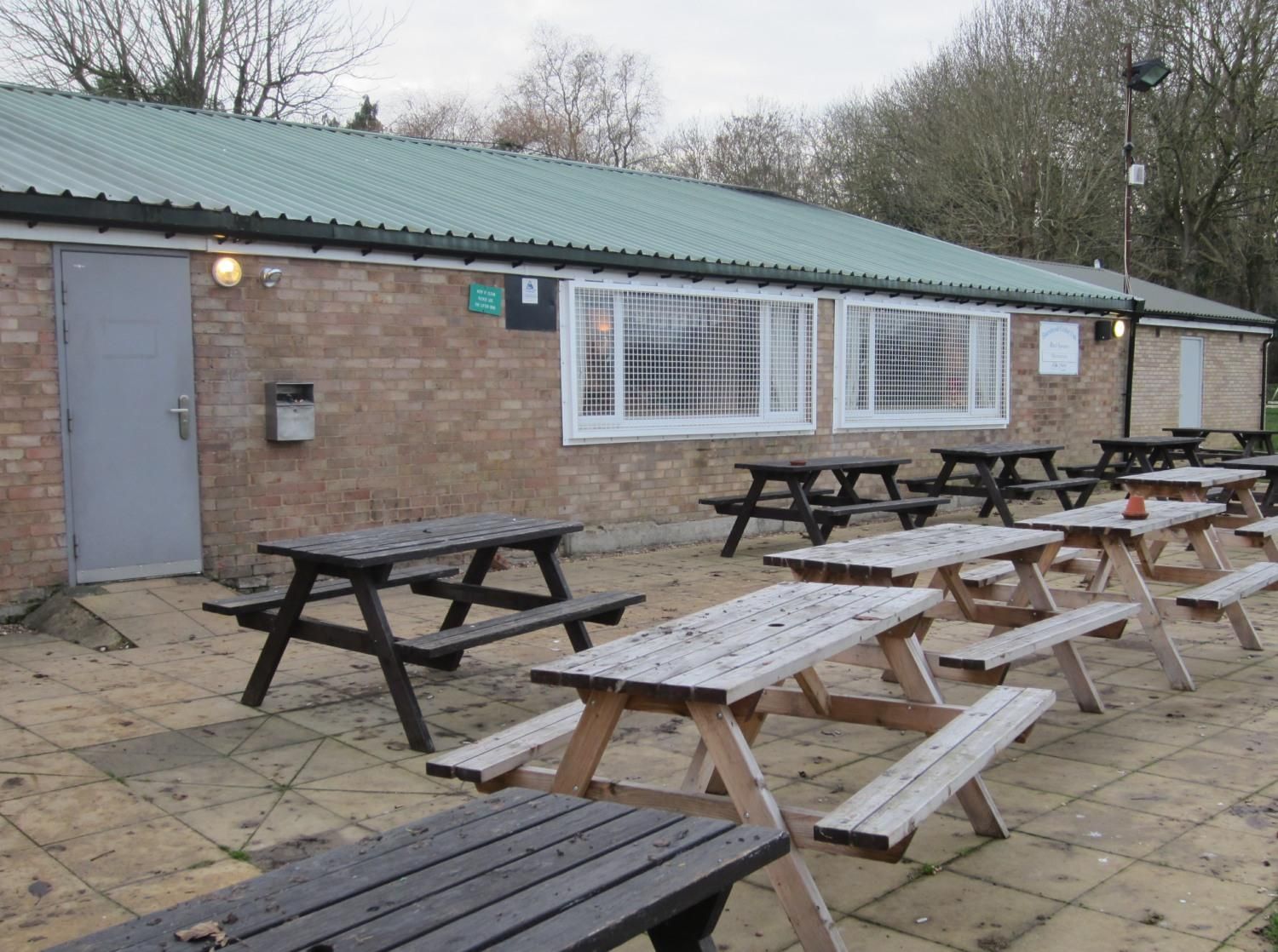 Playing Field Club, Sharnbrook - rear patio. (Pub, External, Garden). Published on 18-12-2016