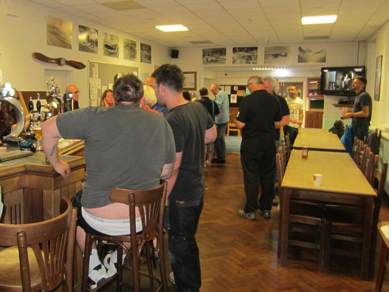 "Cranfield Campus Social Club, Cranfield - bar". (Bar, Customers). Published on 10-06-2017 