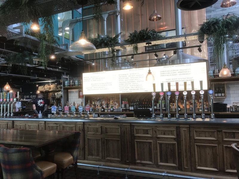 Brewpoint, Bedford: taproom bar. (Pub, Bar). Published on 21-08-2021 