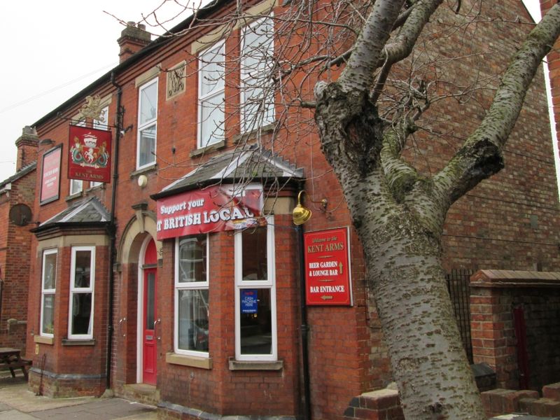 "Kent Arms, Bedford". (Pub, External). Published on 02-02-2014