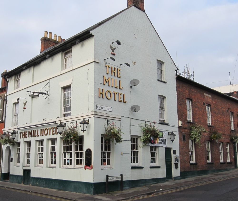 "Mill Hotel, Bedford". (Pub, External). Published on 08-12-2013