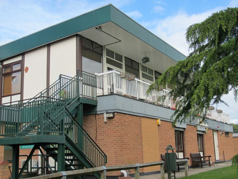 "Mowsbury Golf & Squash Complex, Bedford". (Pub, External). Published on 29-05-2014
