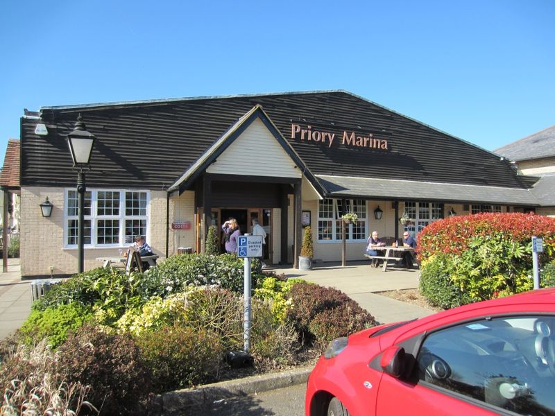 "Priory Marina, Bedford". (Pub, External). Published on 16-03-2014