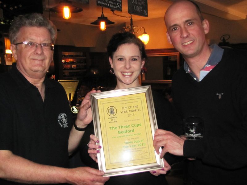"Three Cups, Bedford - Town Pub of the Year 2015". (Pub, Bar, Publican, Award). Published on 29-03-2015 