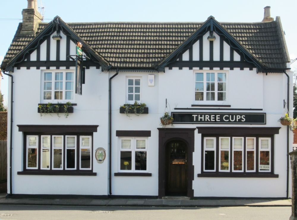 "Three Cups, Bedford". (Pub, External, Key). Published on 29-03-2015