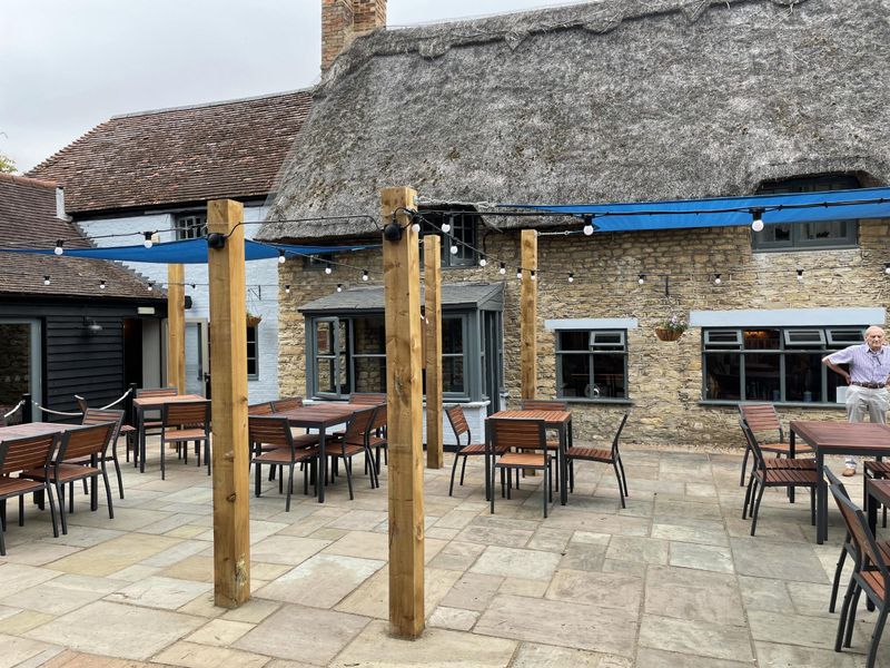 Three Tuns, Biddenham - garden. (Pub, External, Garden). Published on 20-07-2022