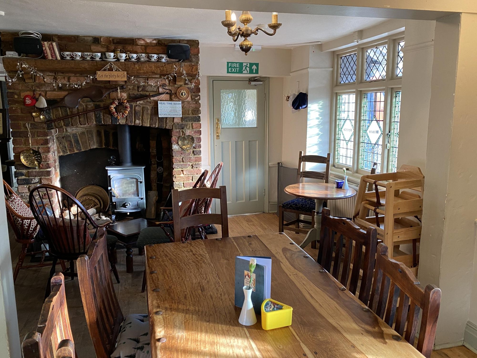 (Pub, Restaurant). Published on 26-02-2023