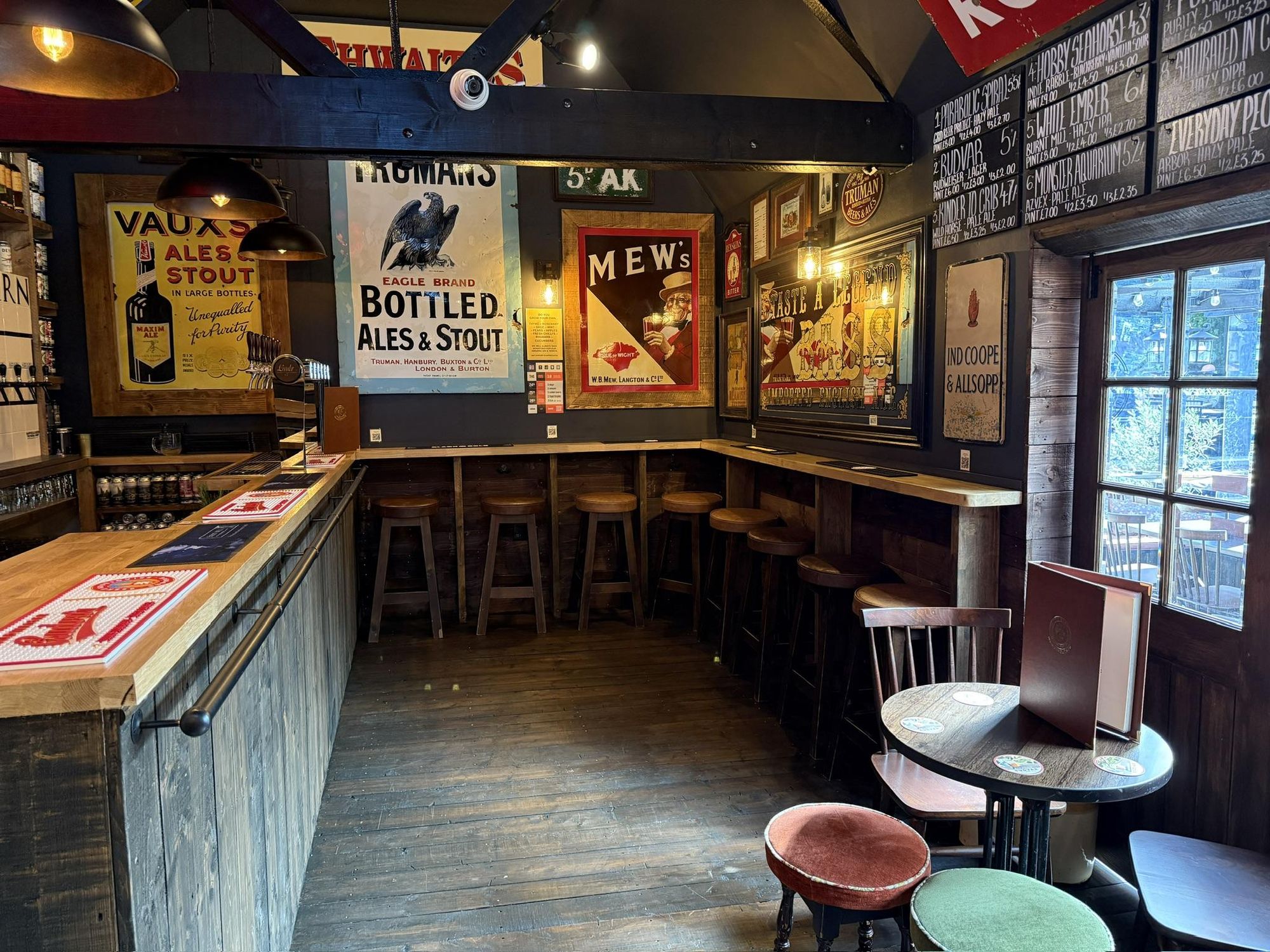 Barn bar. (Bar). Published on 18-04-2026