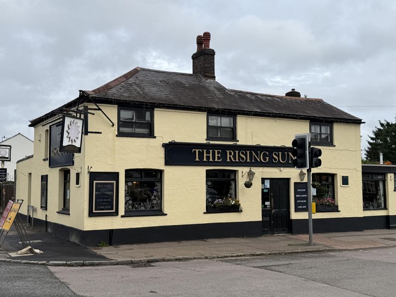 (Pub, External, Key). Published on 14-11-2025