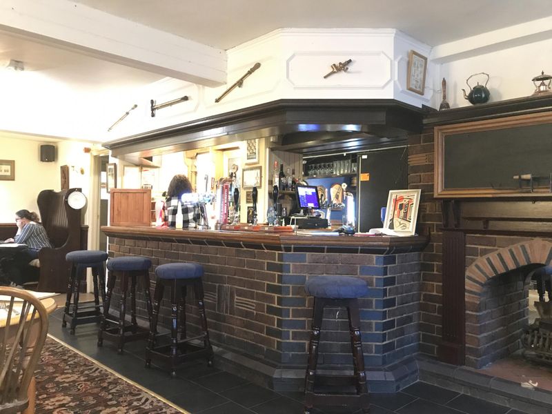 (Bar). Published on 11-06-2019 