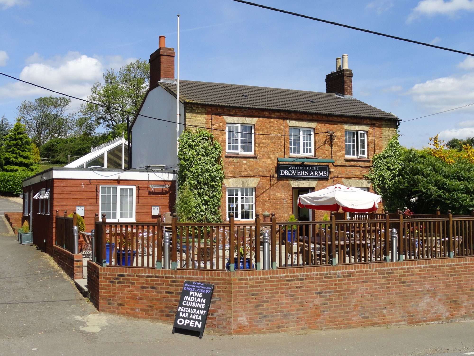 (Pub, External). Published on 28-05-2013