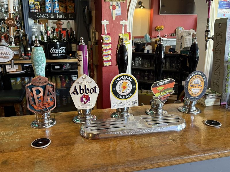 (Pub, Bar). Published on 30-08-2025 
