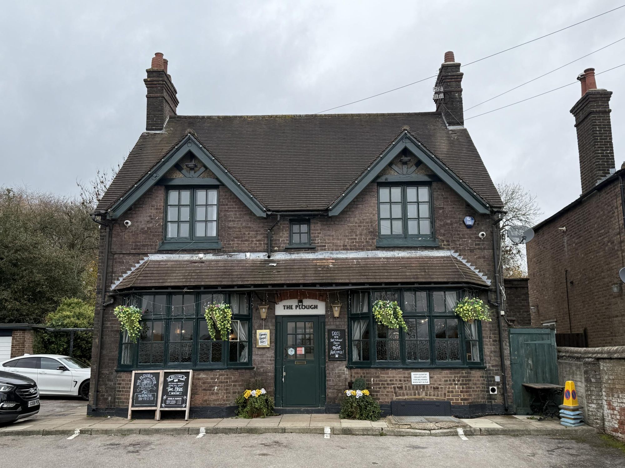 (Pub, External, Key). Published on 14-11-2025