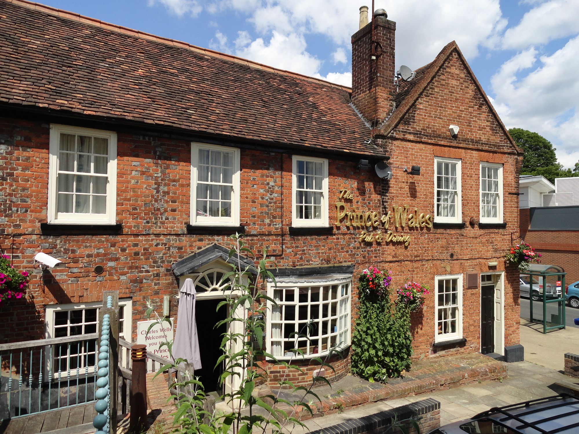 Prince of Wales - Front. (Pub, External). Published on 27-04-2013