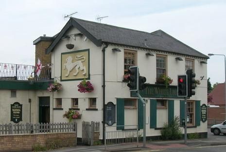 White Lion, Bingham. (Pub, External, Sign, Key). Published on 23-04-2013