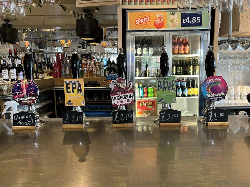 Guest ales. (Bar). Published on 29-09-2026