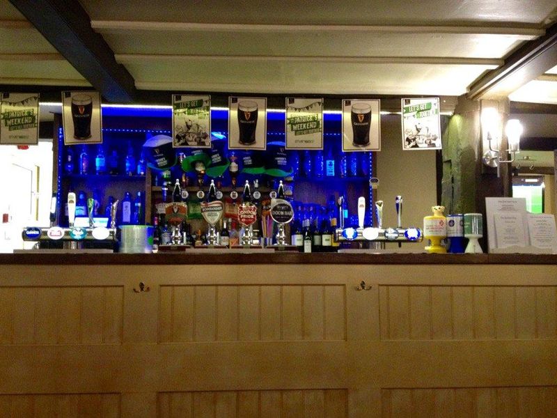 (Pub, Bar). Published on 14-03-2017