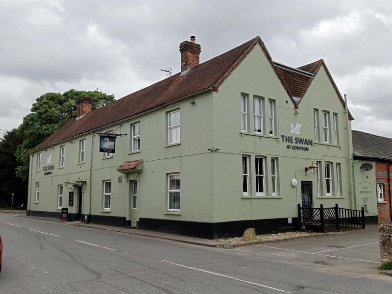 Swan at Compton (Photo: Peter Leathard - 05/05/2025). (Pub, External, Key). Published on 12-11-2025