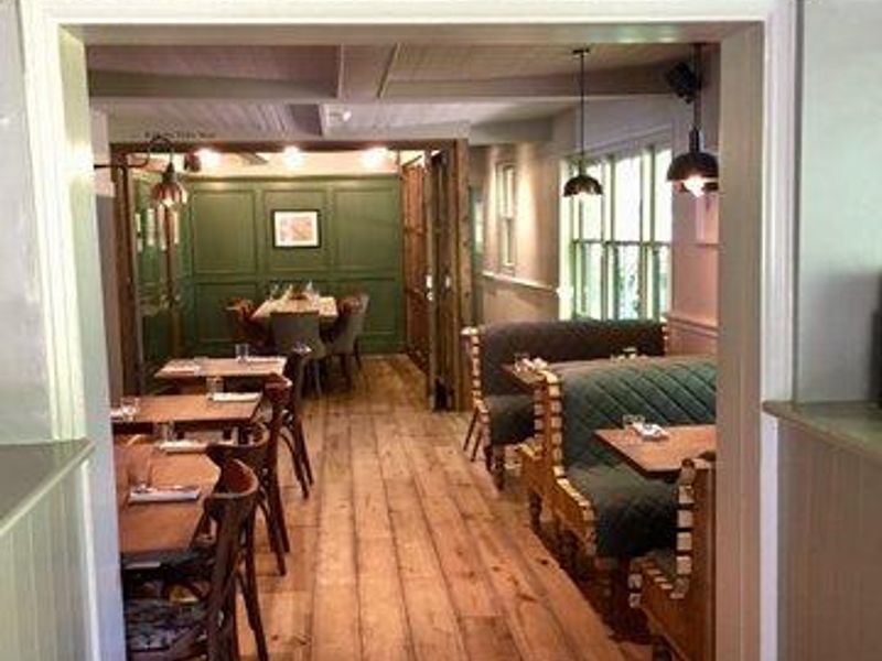 (Restaurant). Published on 17-09-2019