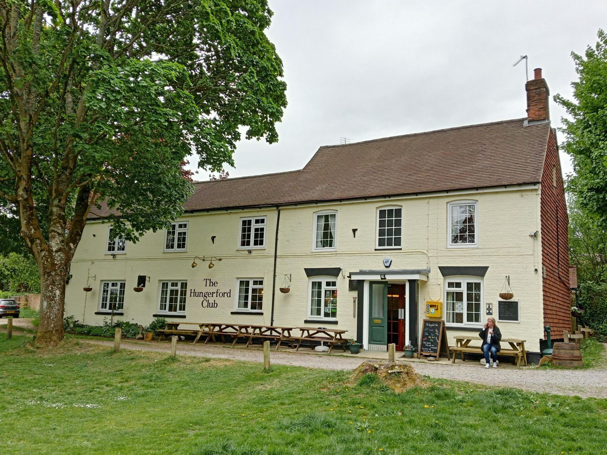 Hungerford Club (Photo: Peter Leathard - 05/05/2025). (External, Key). Published on 12-11-2025