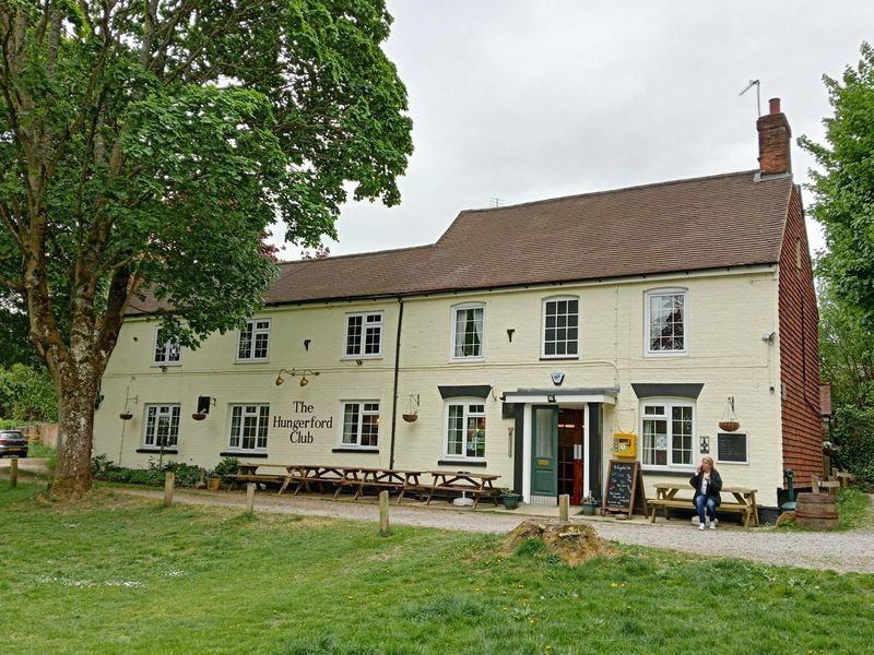 Hungerford Club (Photo: Peter Leathard - 05/05/2025). (External, Key). Published on 12-11-2025