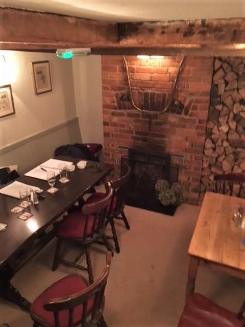 lower area. (Pub). Published on 23-11-2017