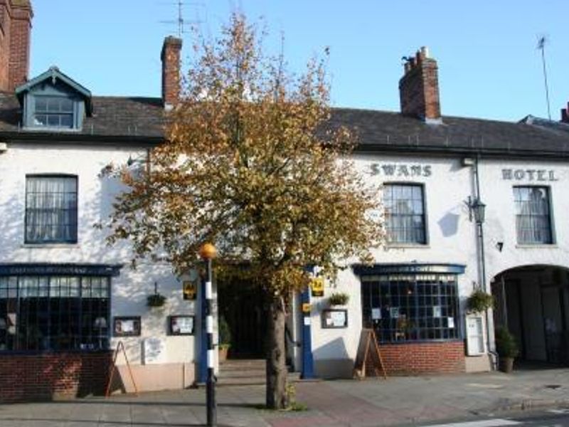 Three Swans Hotel, Hungerford. Published on 23-07-2013