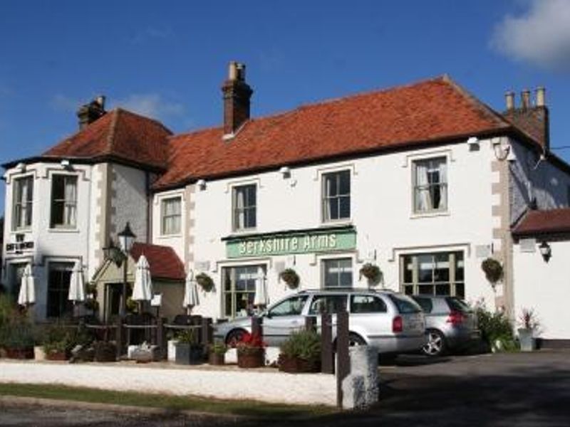 Berkshire Arms. (Pub, External). Published on 02-10-2013