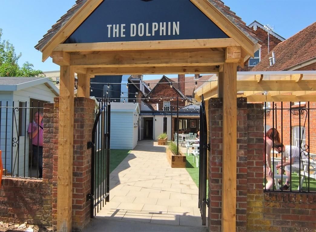 (Pub, Garden). Published on 21-05-2018