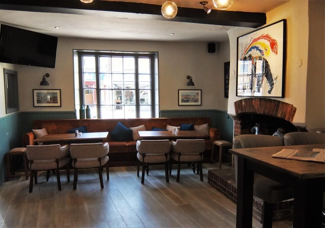 Main front bar area . (Pub, Bar). Published on 21-05-2018