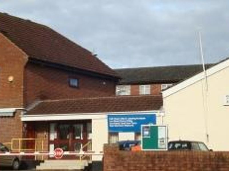 Royal British Legion, Newbury. (Pub, External). Published on 25-01-2014
